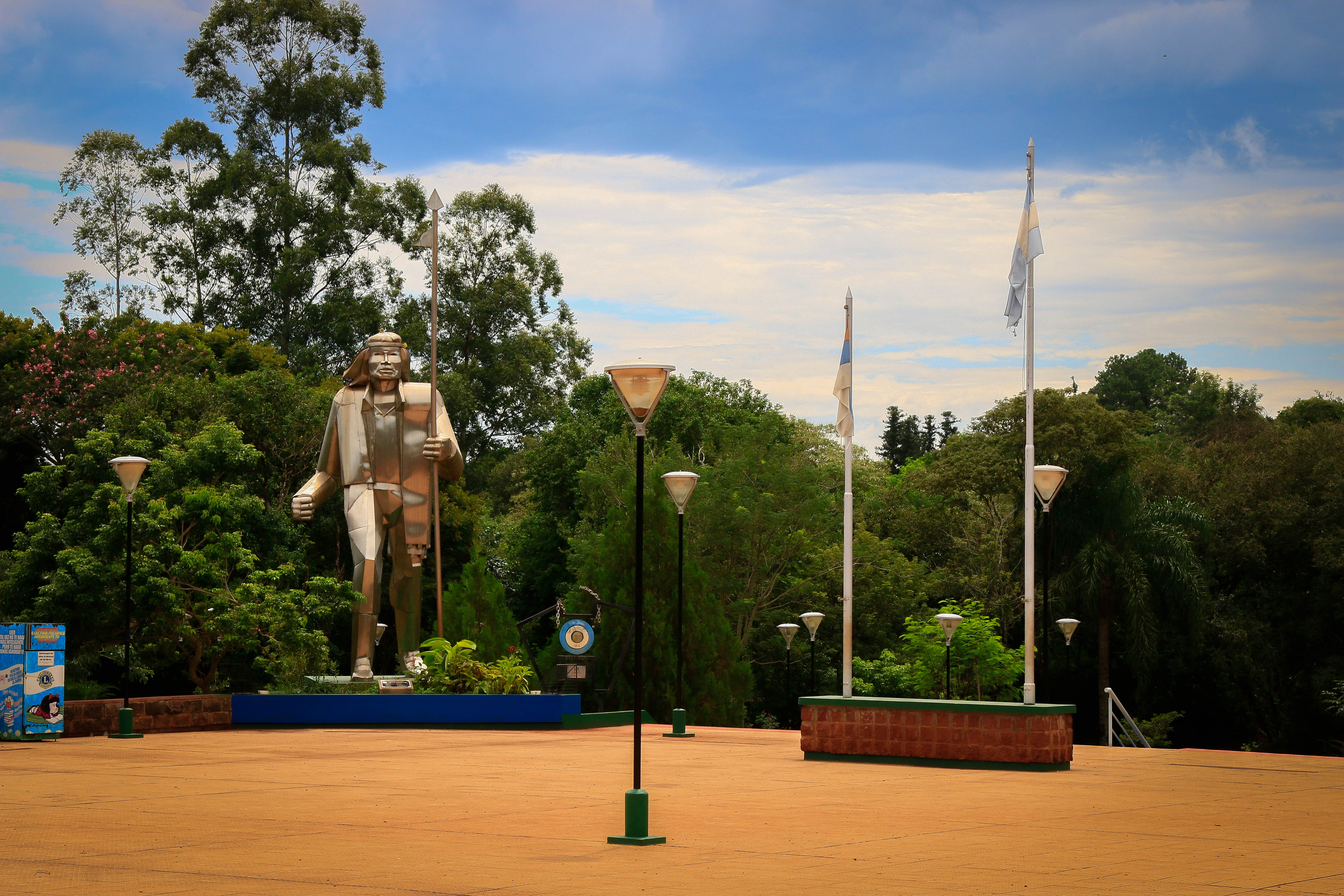 MTH Escuela municipio Comandante Andresito